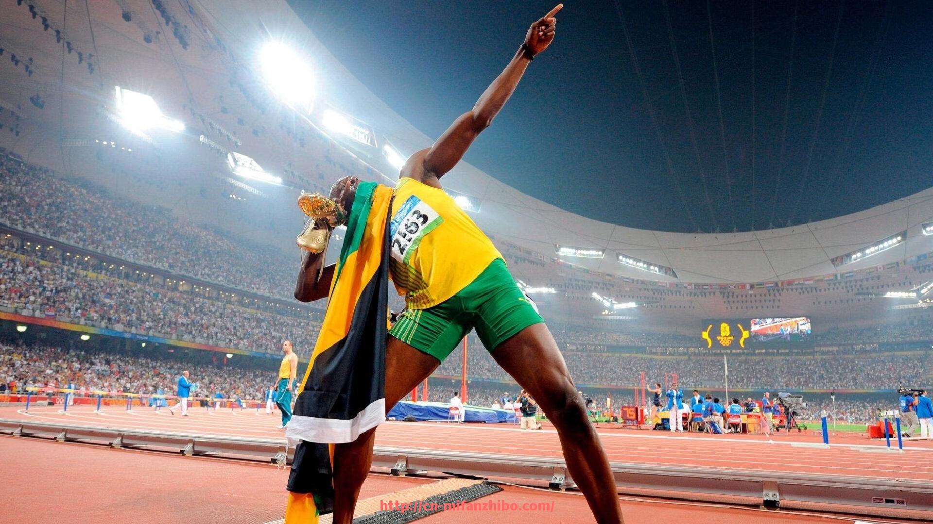 秘饭直播-健身器材弹力带使用方法及训练效果分享