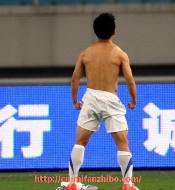 秘饭直播-足球检票口的高效管理对赛事秩序维护有多大帮助？（球场开始检票了）